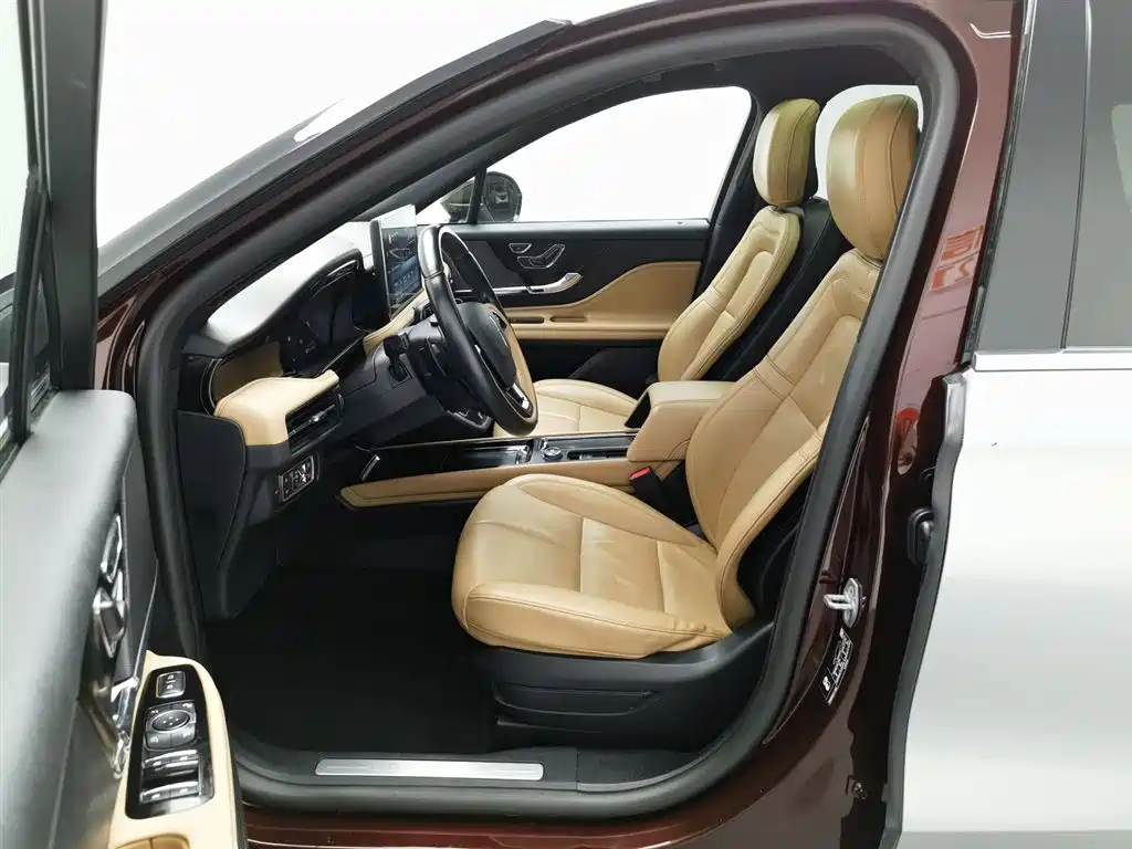 LINCOLN ADVENTURER