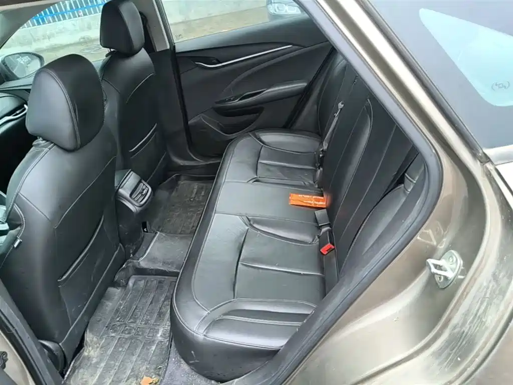 Buick Excelle 2019 18T Auto Connected Elite China VI фото 17