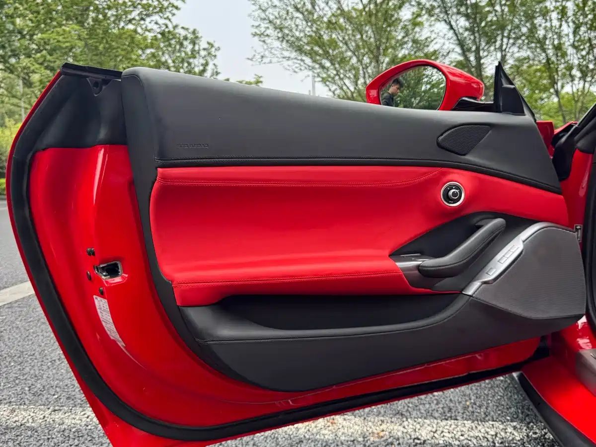 Ferrari Portofino 2022 2021 Model 3.9T M