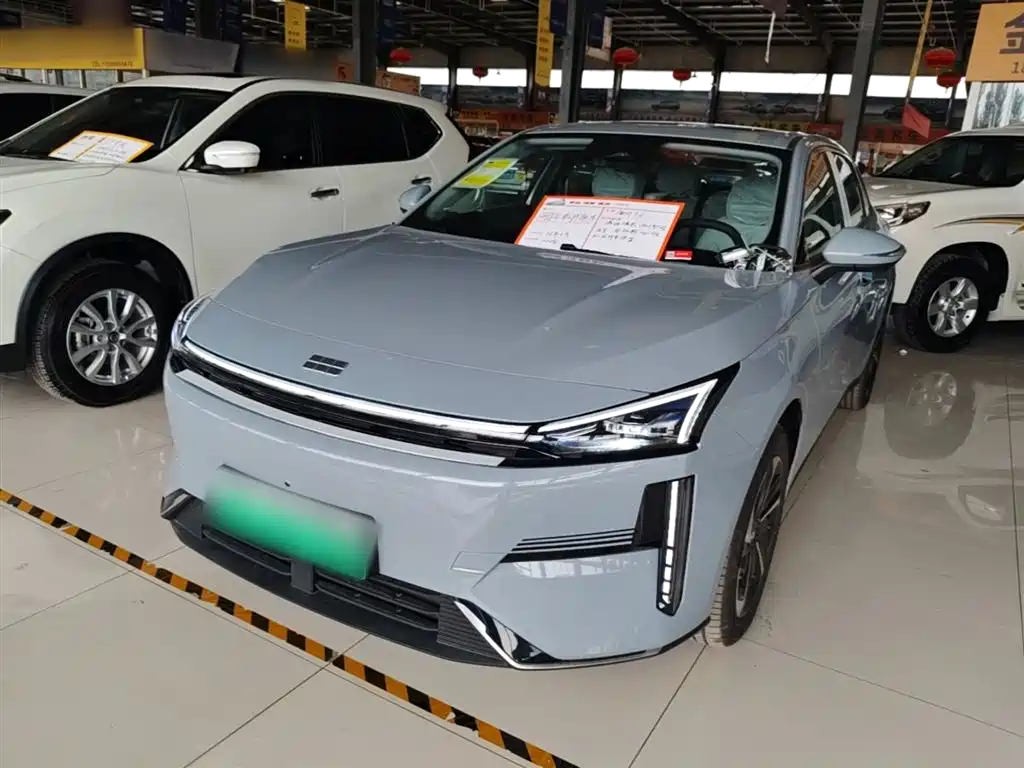 Geely Galaxy L6 2025 EM-i 140km Explorer+ Edition