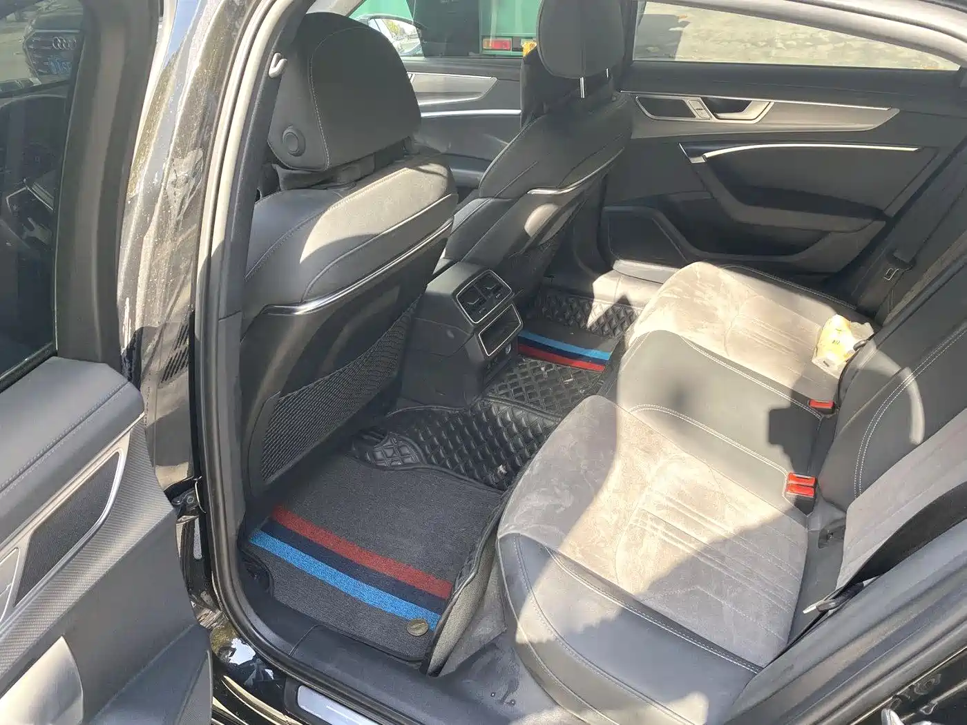 Audi A6L 2023 40 TFSI Luxury Dynamic фото 5