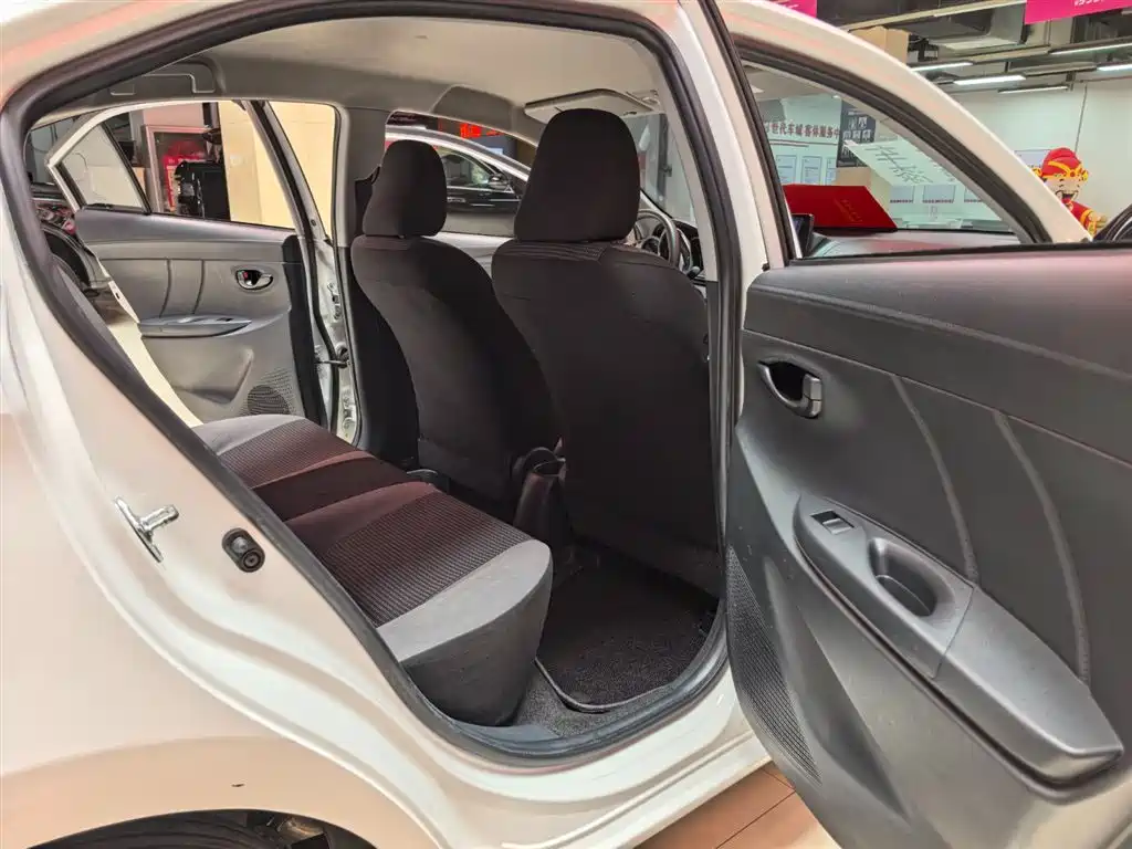 Toyota Vios 2021 1.5L CVT Chuangxing Edition фото 8