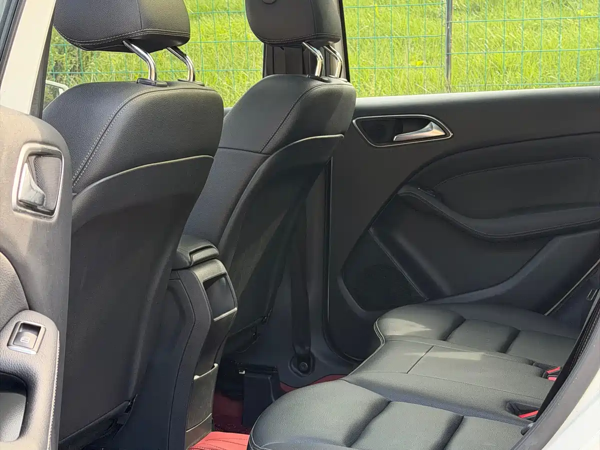 Mercedes-Benz B-Class 2017 B 200 Dynamic фото 7