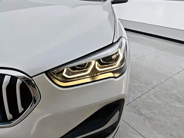 BMW X1 2021 sDrive20Li Exclusive — фото 5