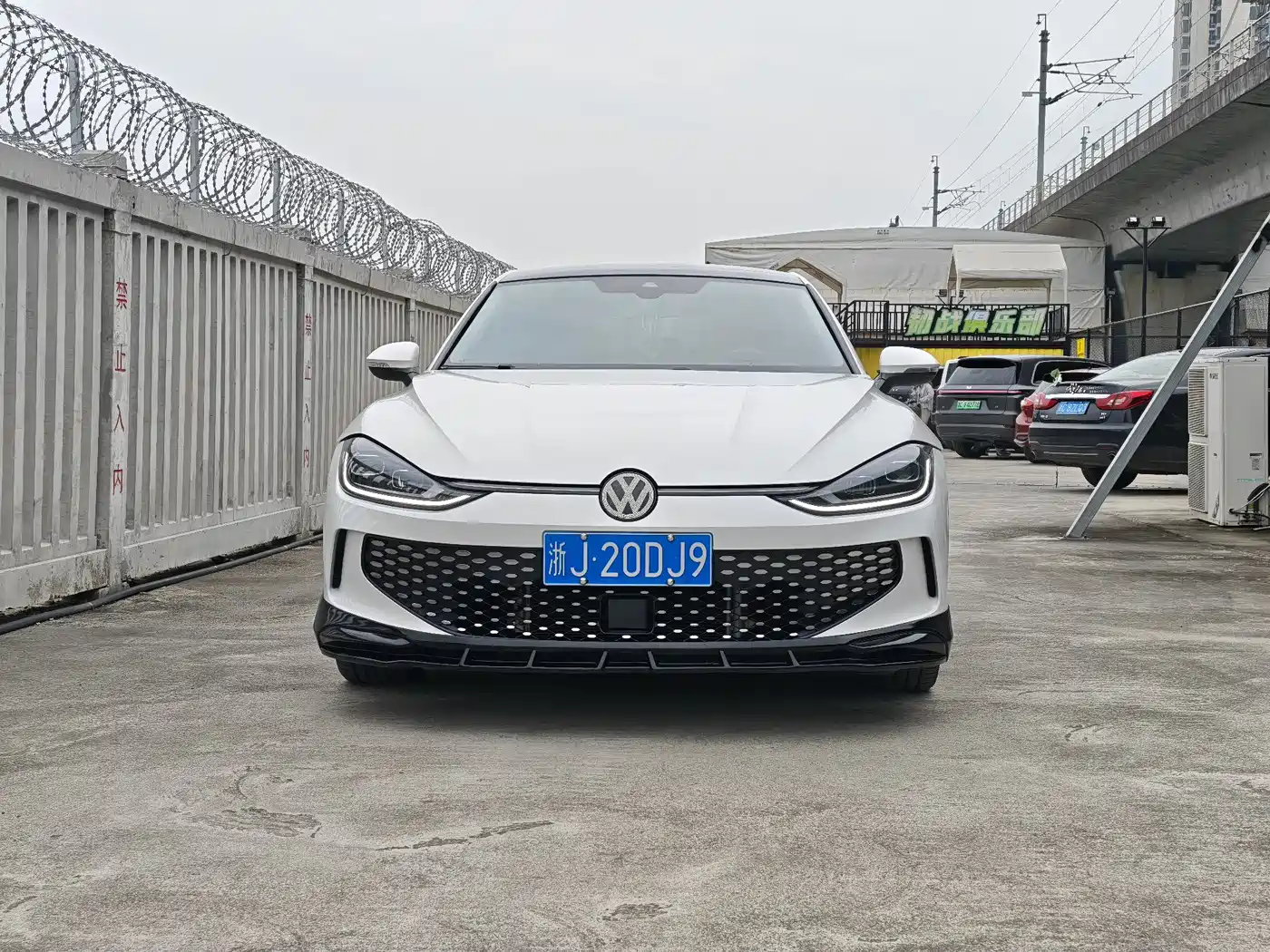 Volkswagen Lamando 2023 Lamando L 280TSI DSG Cool Edition фото 2