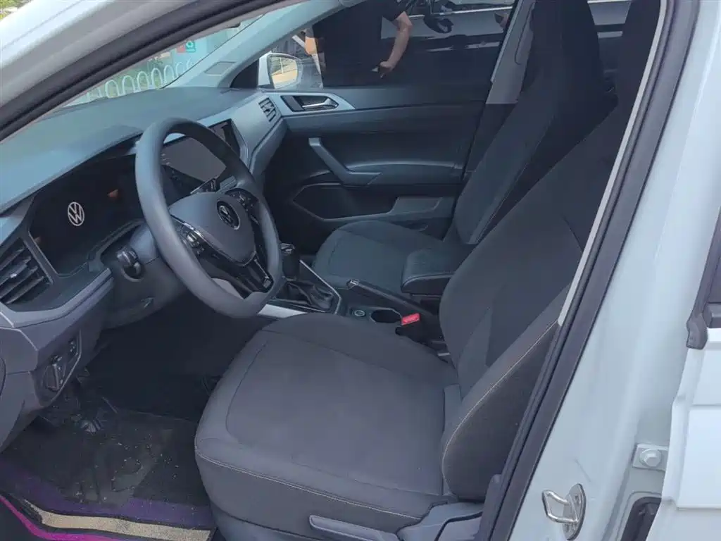Volkswagen Polo 2023 Facelift Plus 1.5L Auto Joyful Living Edition фото 11
