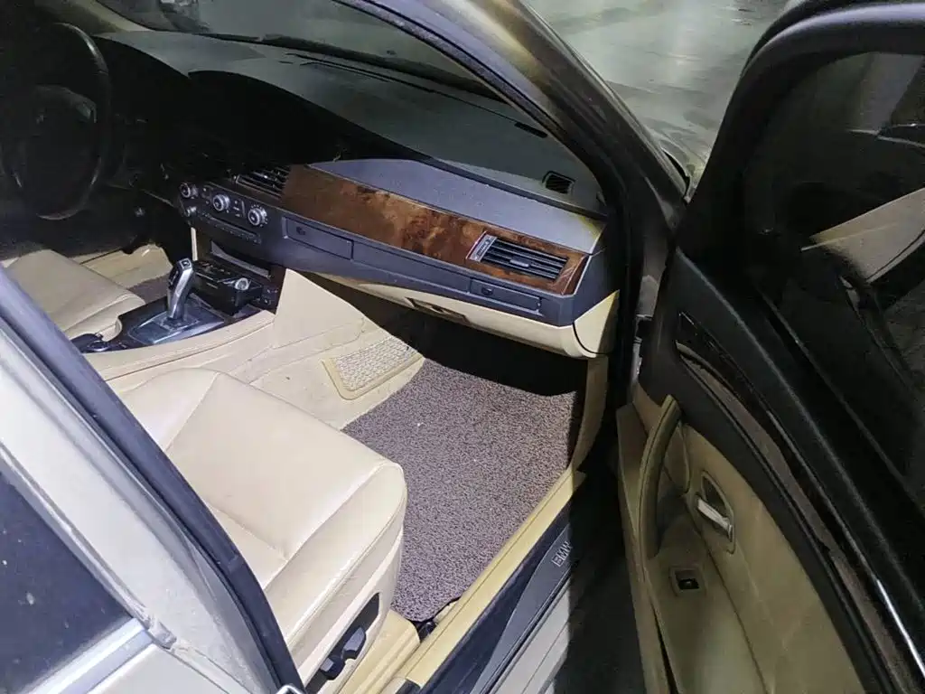 Photo 10 - BMW 5 Series