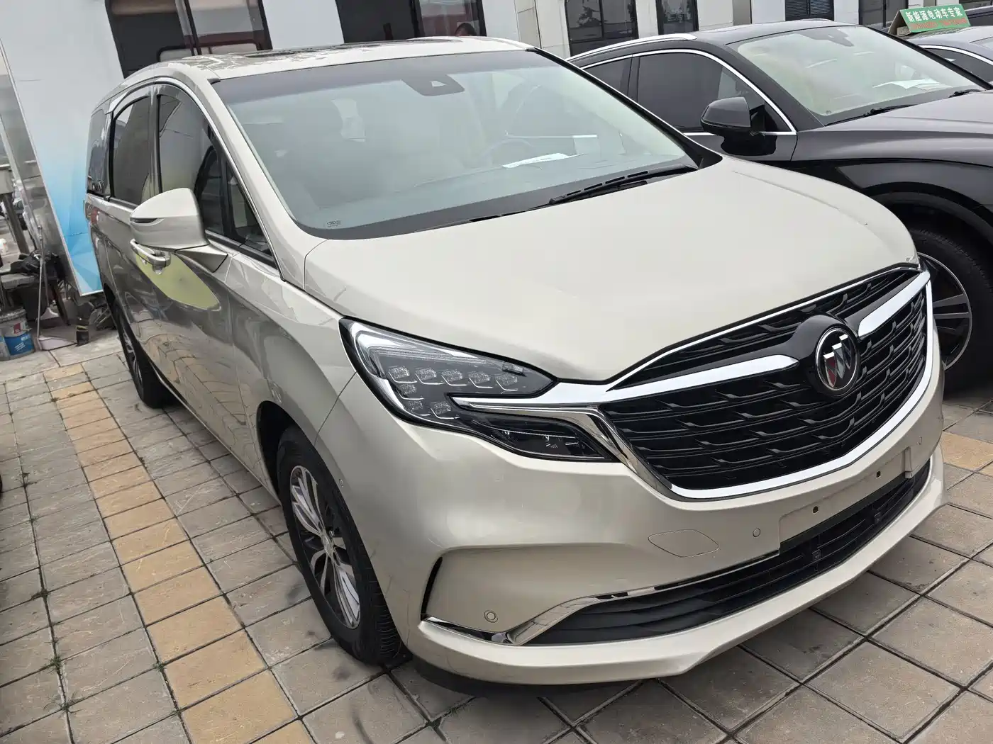 BUICK GL8