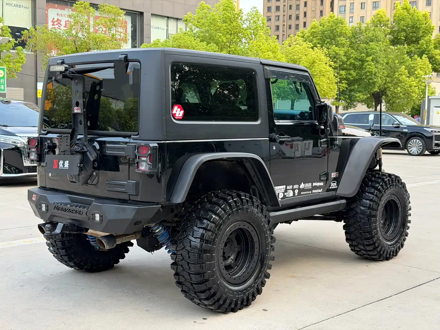 Фото 11 - Jeep Wrangler