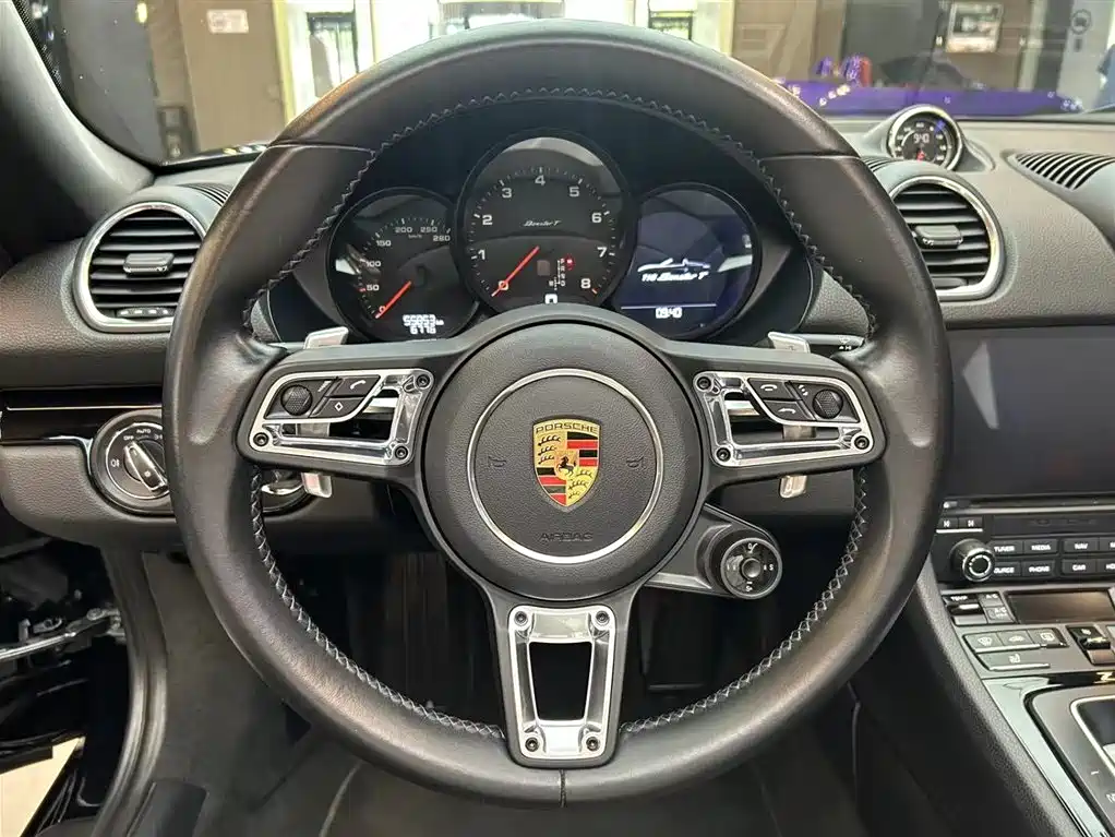 Porsche 718 2019 Boxster T 2.0T фото 6