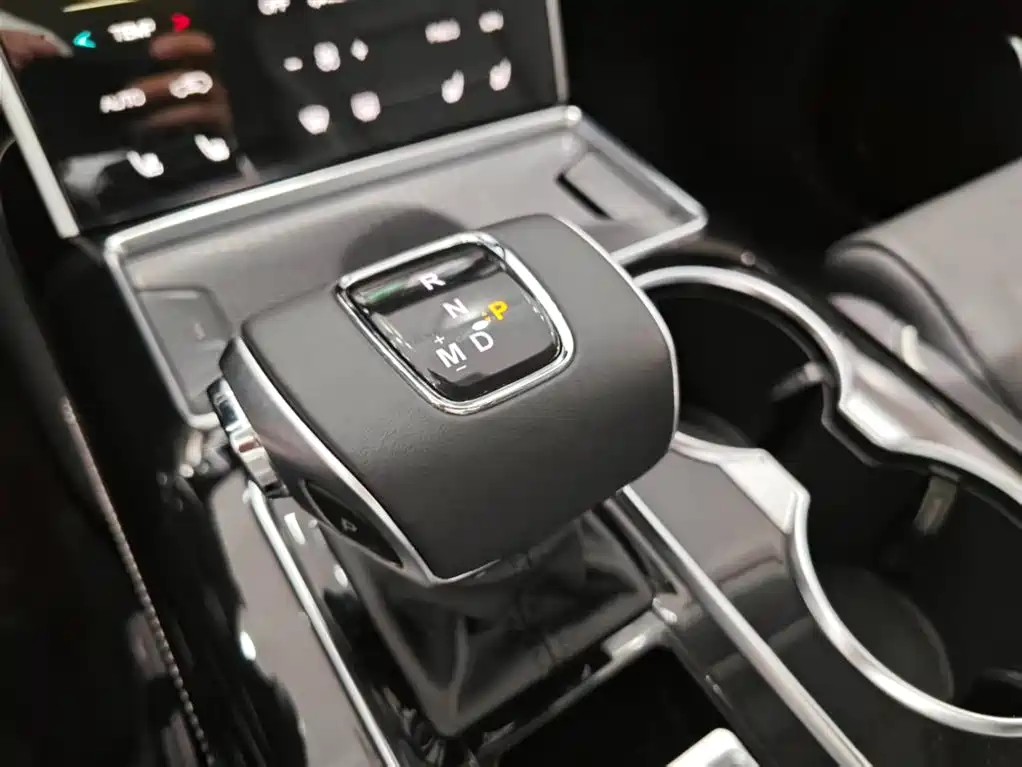 Hongqi HS7 2022 3.0T Auto 4WD Smart Connect Flagship 7-Seater фото 17