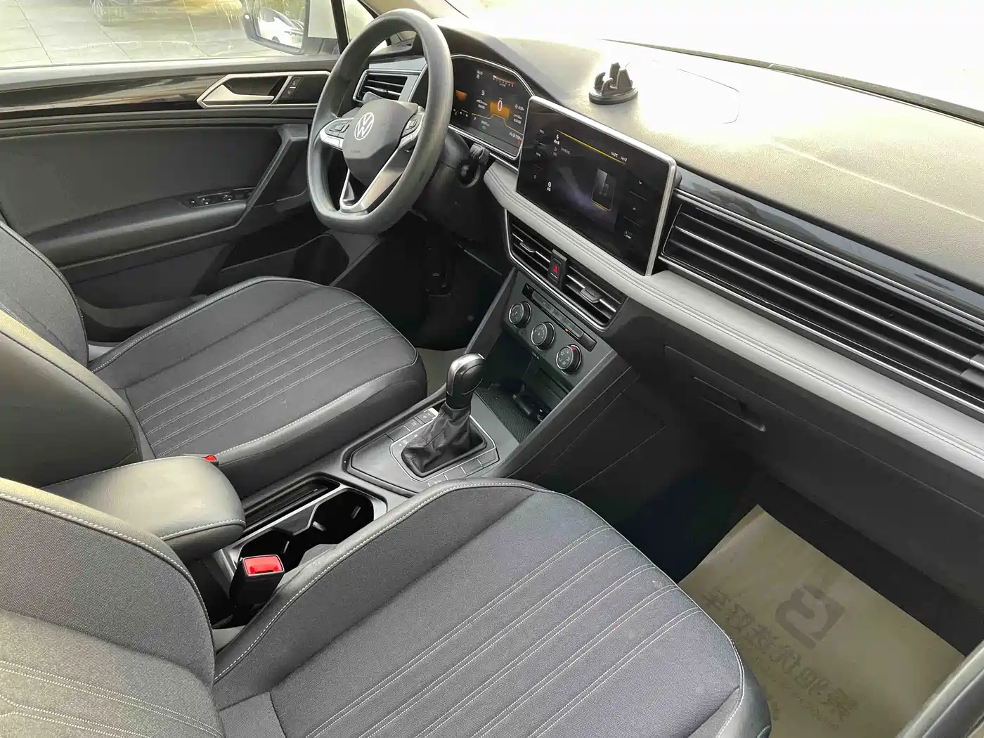 Volkswagen Tiguan L 2022 330TSI Automatic 2WD Comfort Edition фото 11