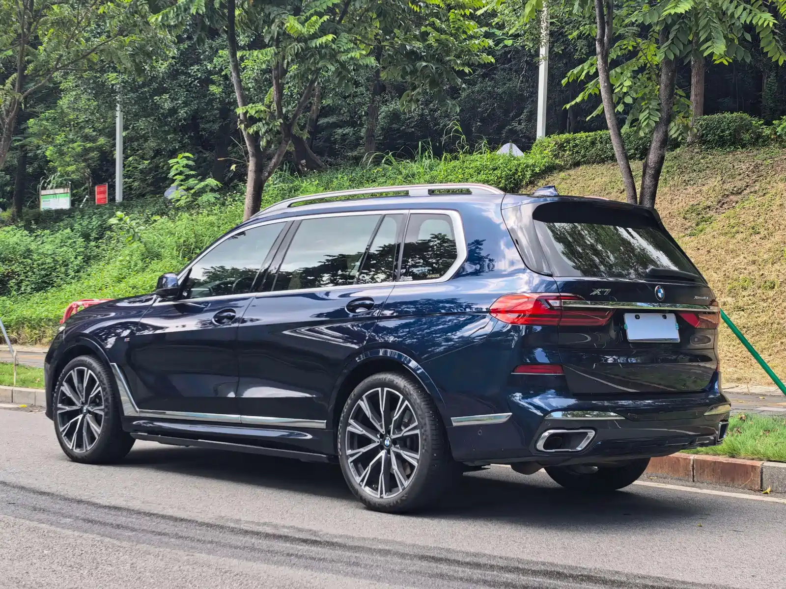 صورة 11 - BMW X7