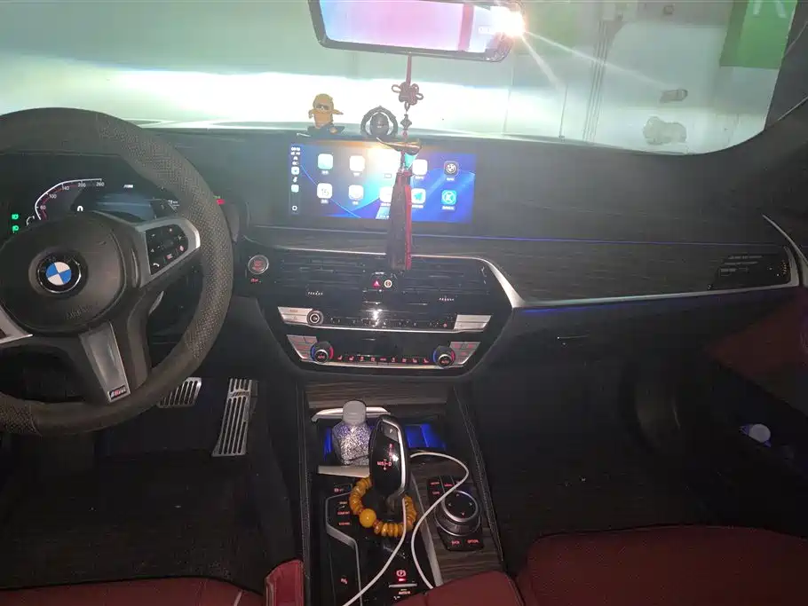 BMW 5 Series 2022 530Li Leading M Sport Package фото 13