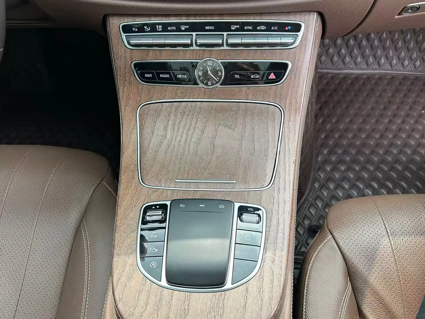 Mercedes-Benz E-Class 2019 Facelift E 300 L Fashion фото 13