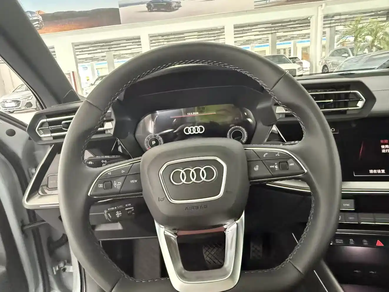Audi A3 2025 Model Sportback 35TFSI Flying Premium + Luxury Selection Package (Southern Edition) фото 8