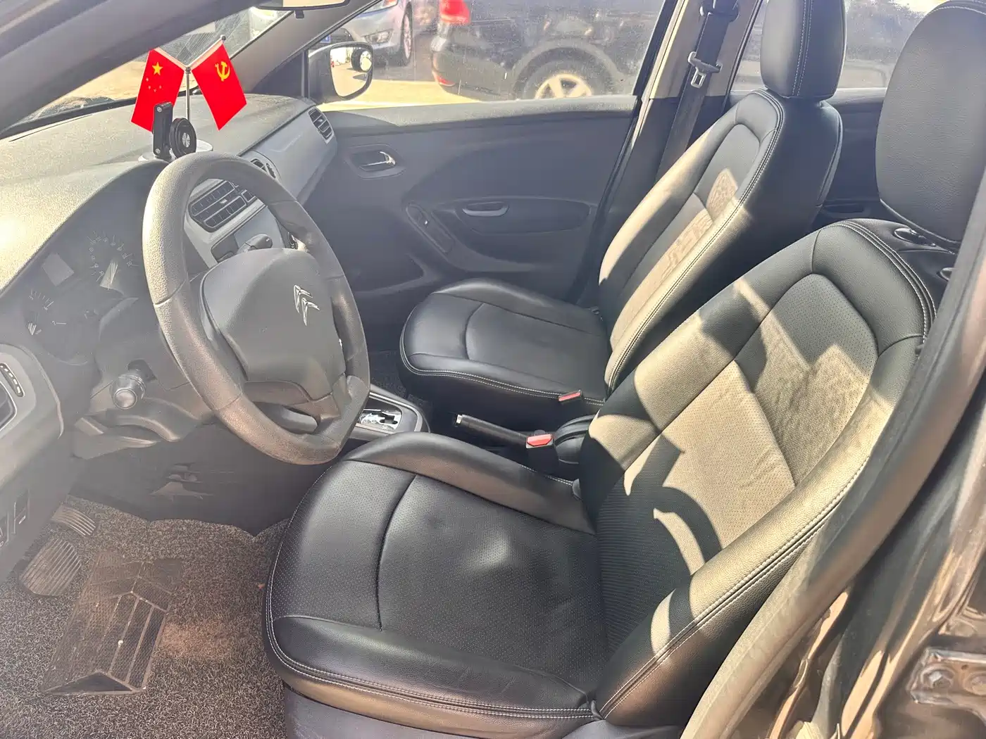 Citroën Elysee 2014 2014 1.6L Automatic Fashion