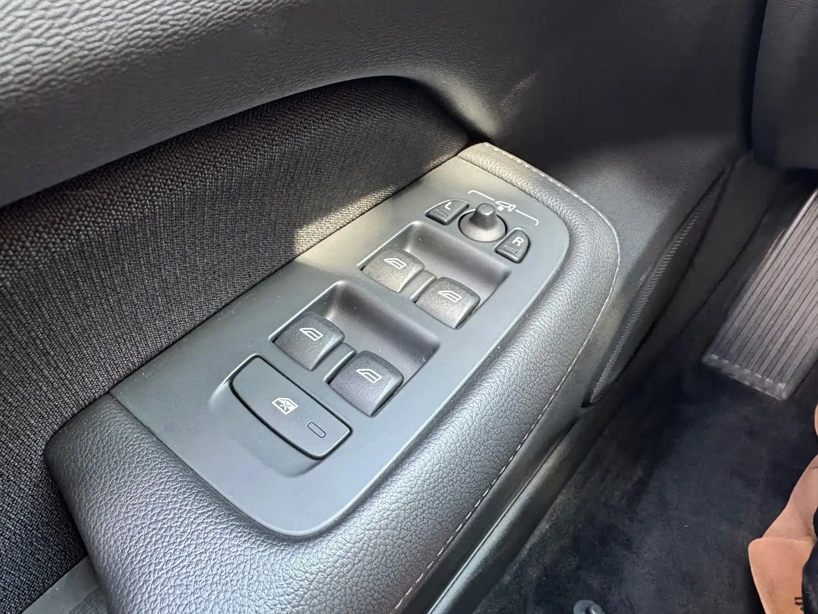 Фото 27 - Volvo S60