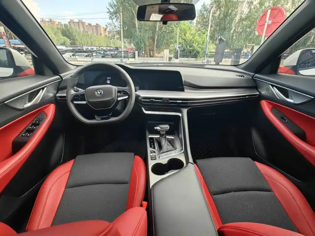 Changan CS35 PLUS 2023 2023 Enjoyment Edition 1.4T DCT Luxury