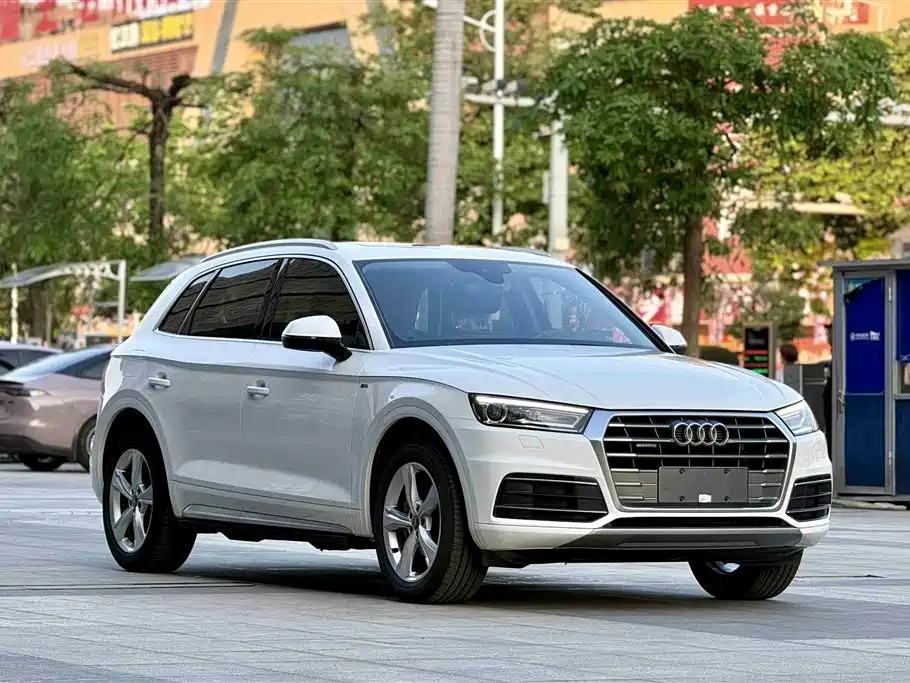 Audi Q5L 2018 40 TFSI Premium Progressive China VI фото 3