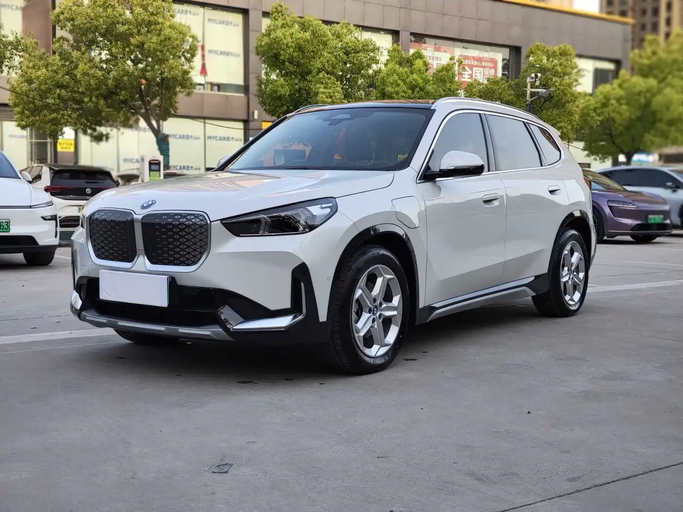 BMW iX1 2023 eDrive25L X Design Package