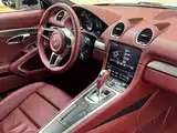 Photo 15 - Porsche 718