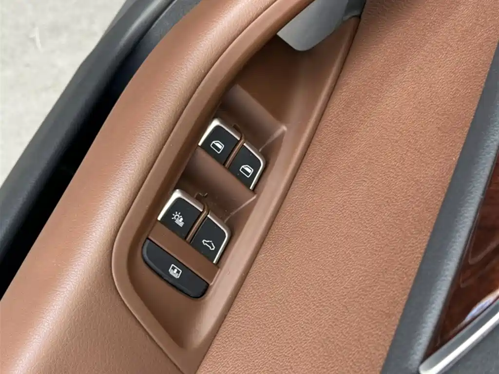 Audi A6L 2016 30 FSI Comfort фото 2