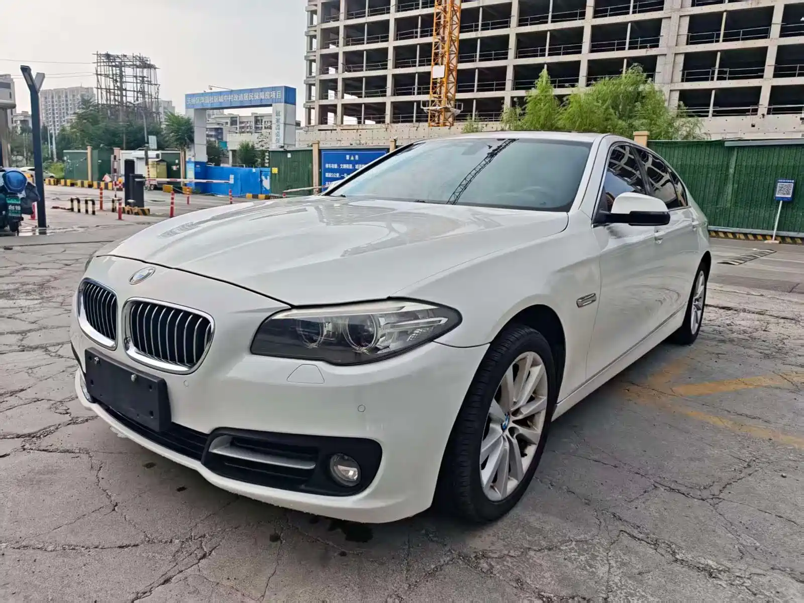 Фото 1 - BMW 5 Series