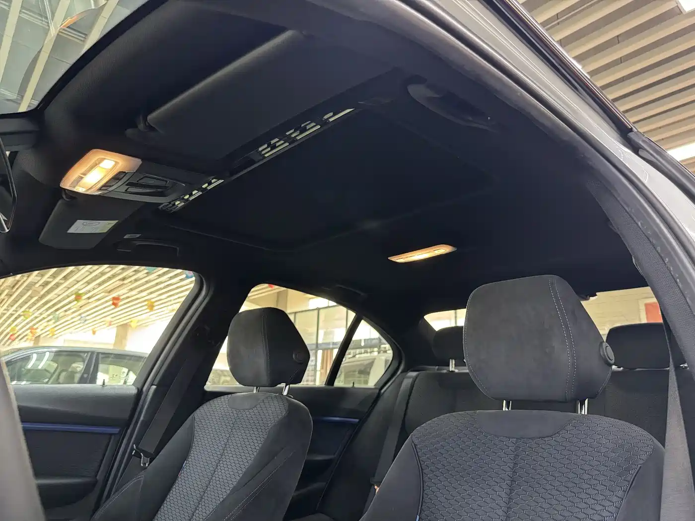 BMW 3 Series 2018 320i M Sport Package фото 20