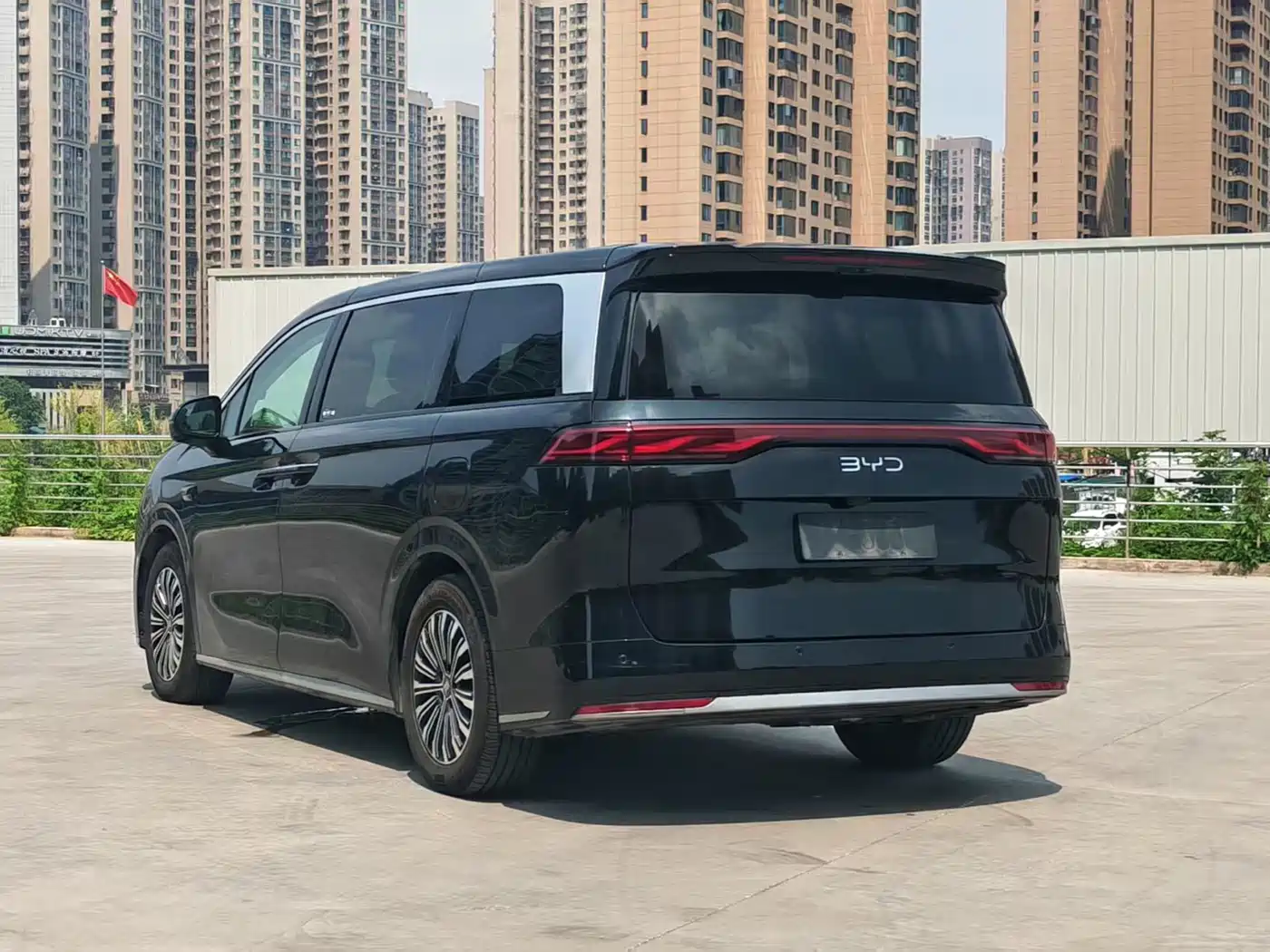 BYD Xia 2025 2025 DM-i 1.5T 180km Excellence