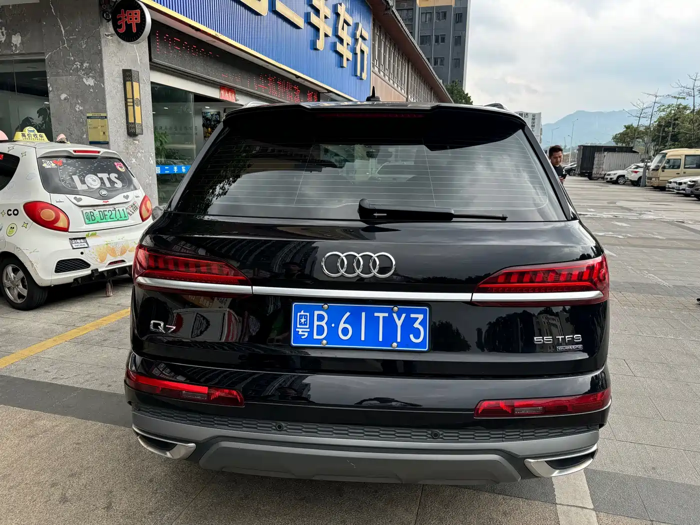AUDI Q7