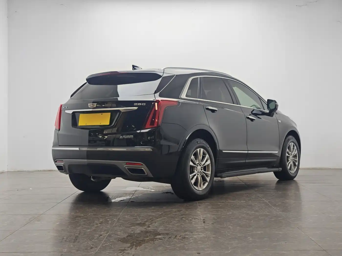 Фото 3 - Cadillac XT5
