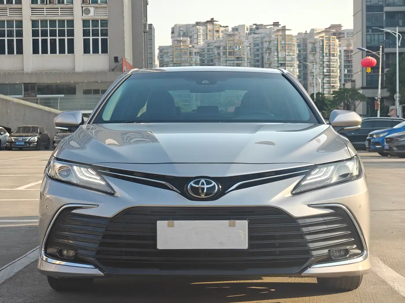 Toyota Camry 2021 2.0G Luxury Edition фото 2