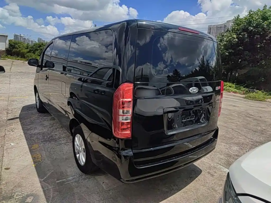 JAC Refine M3 2023 2022 PLUS IKEA Edition 1.8L Comfort Model