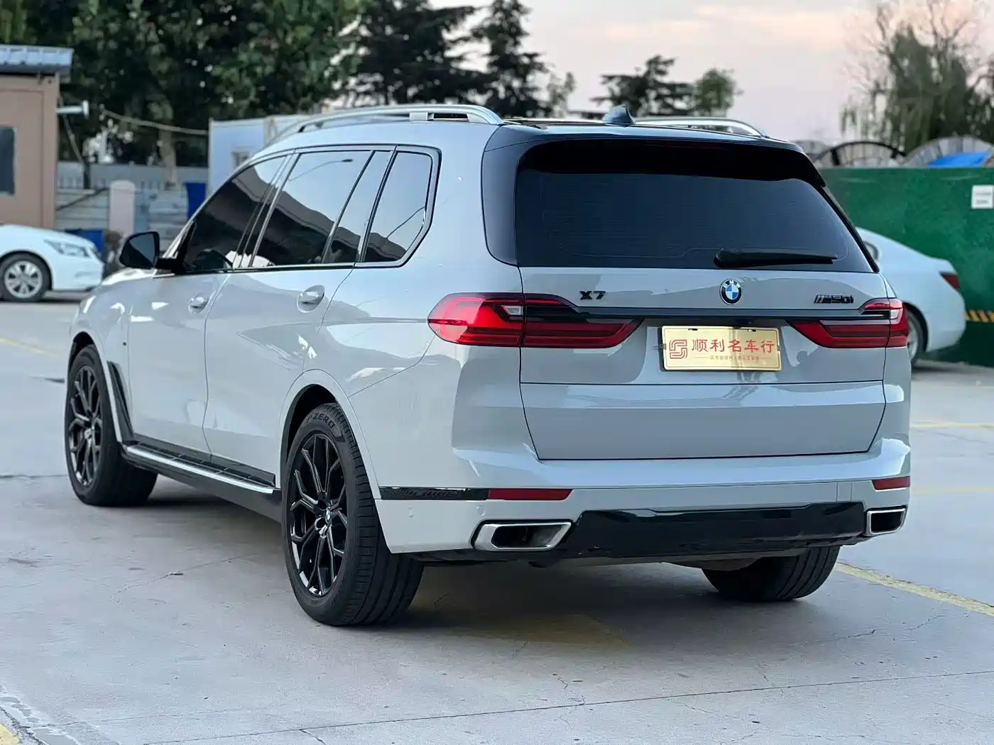 Фото 6 - BMW X7