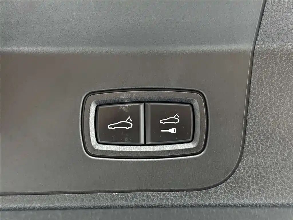 Porsche Panamera 2017 Panamera Turbo 4.0T фото 35