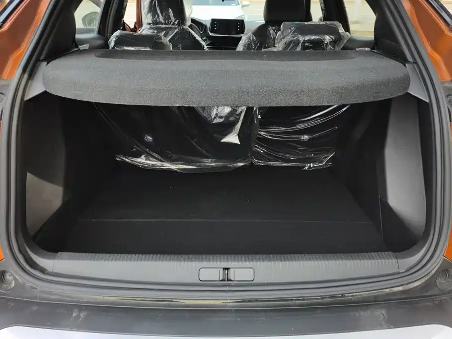 Peugeot 2008 2025 2022 230THP THE ONE