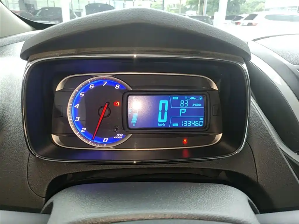 Chevrolet Trax 2016 1.4T Automatic 2WD Comfort Sunroof Edition фото 12