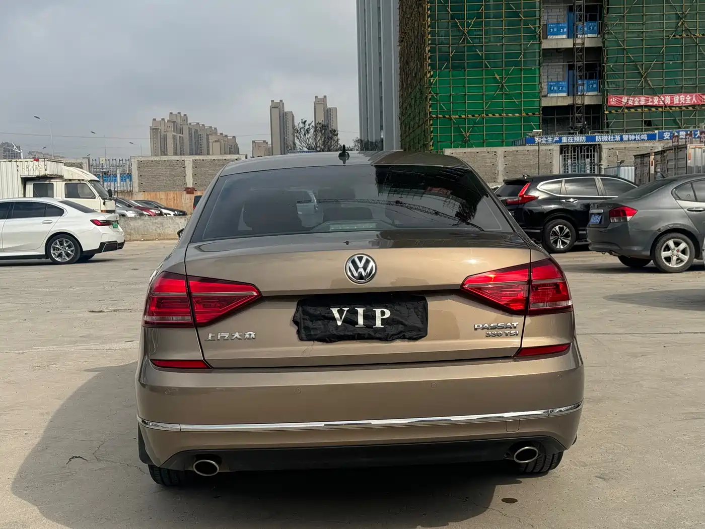 Volkswagen Passat 2017 330TSI DSG Prestige фото 8