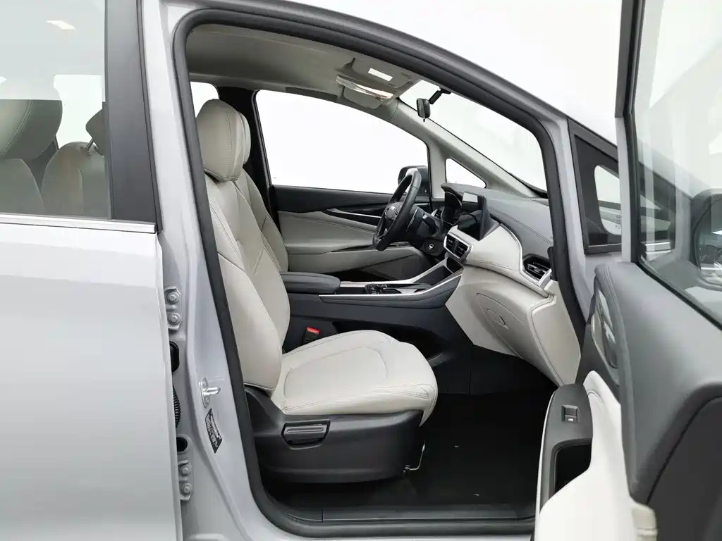 Фото 23 - Maxus Maxus G50