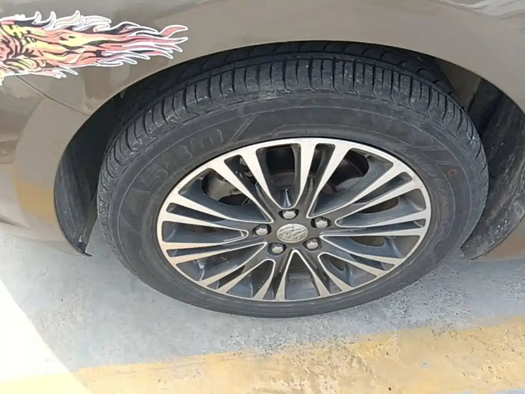 Фото 23 - Buick Excelle