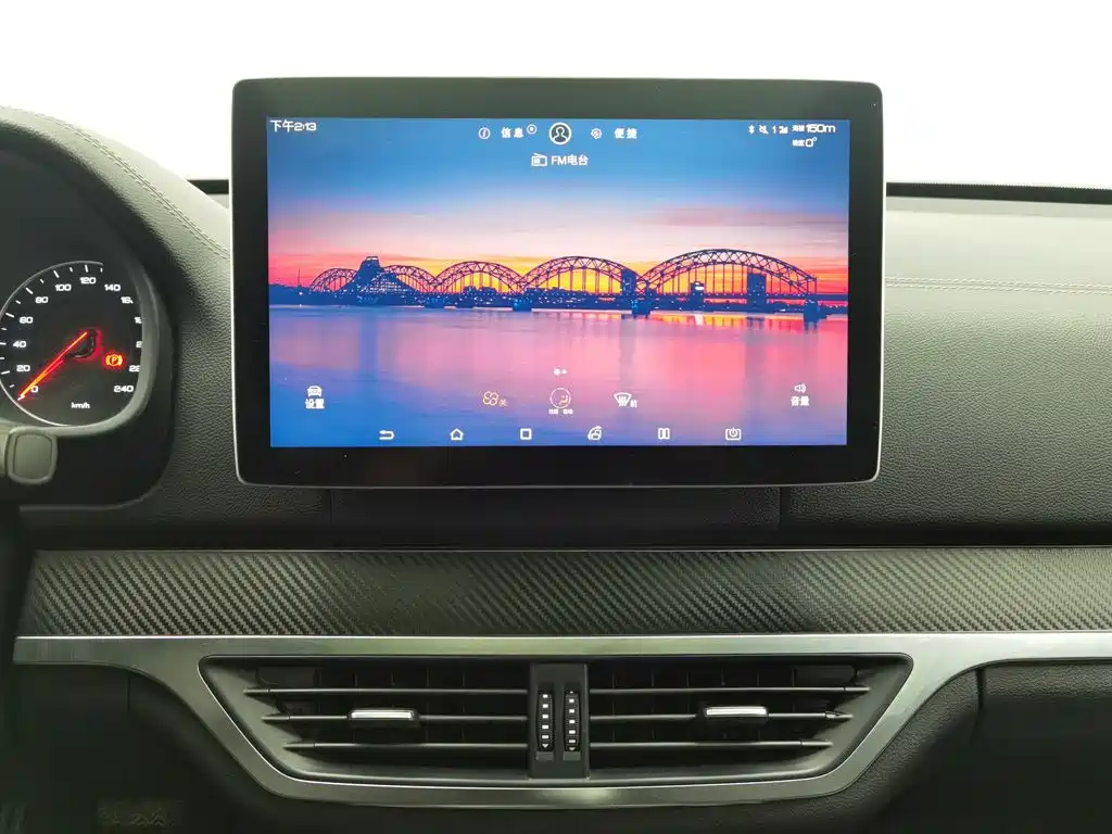 BYD Tang 2020 2019 2.0T Automatic Smart Connect Luxury 5-seater China VI