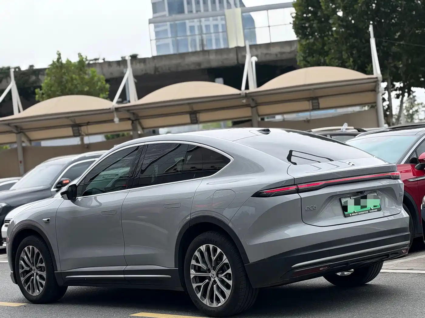 Фото 4 - NIO EC6