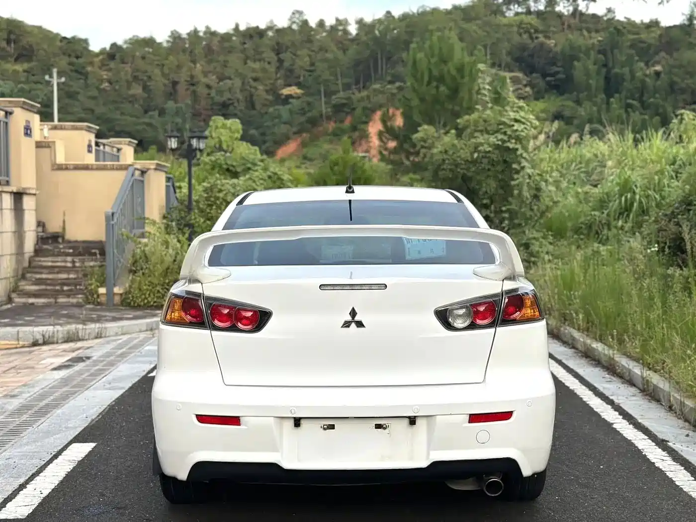 Mitsubishi Lancer EX 2012 Zhishang 1.8L Manual Luxury фото 4