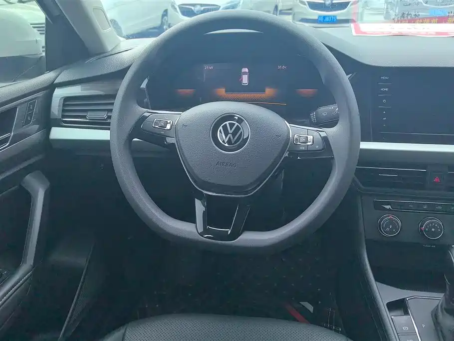 Volkswagen Lavida 2021 1.5L Auto Comfort Edition фото 15
