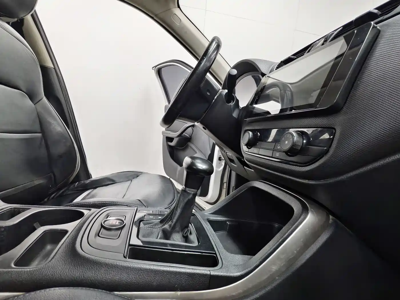 Qoros 5 2018 2018 1.6T Automatic Leading Type