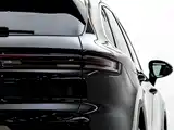 Photo 11 - Porsche Cayenne