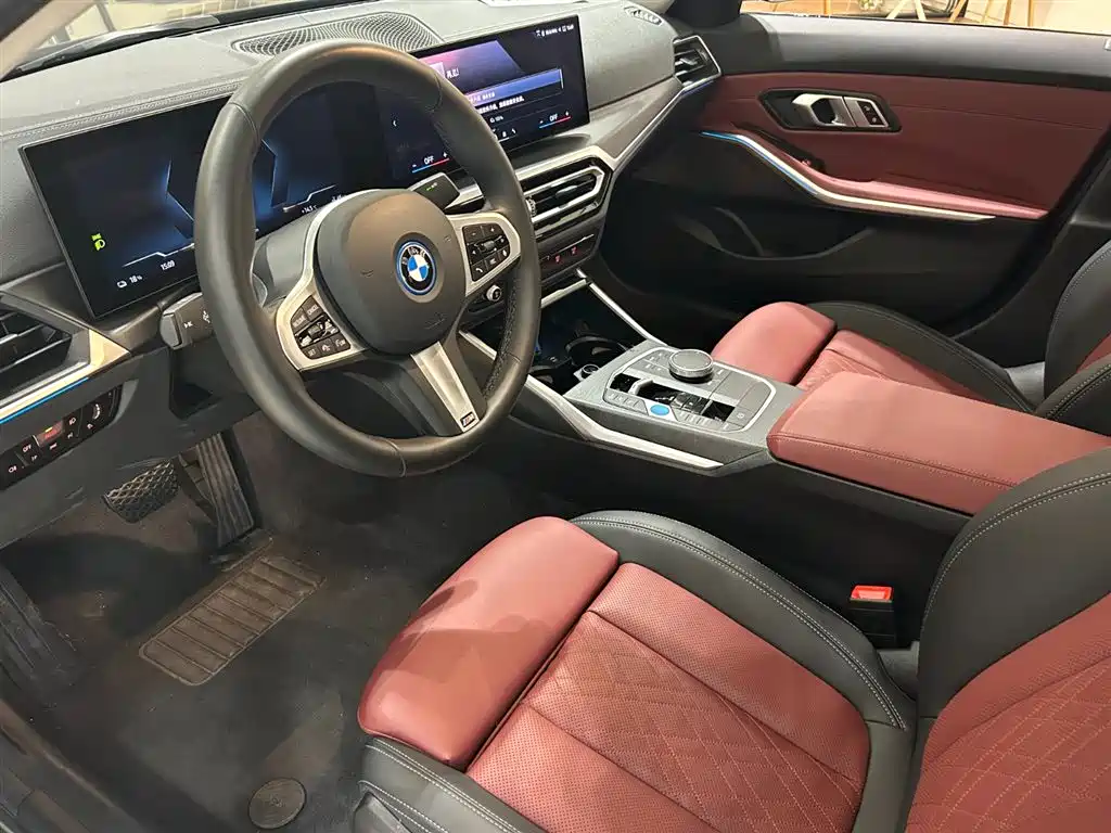 BMW i3 2024 eDrive 40 L Shadow Night Package фото 4