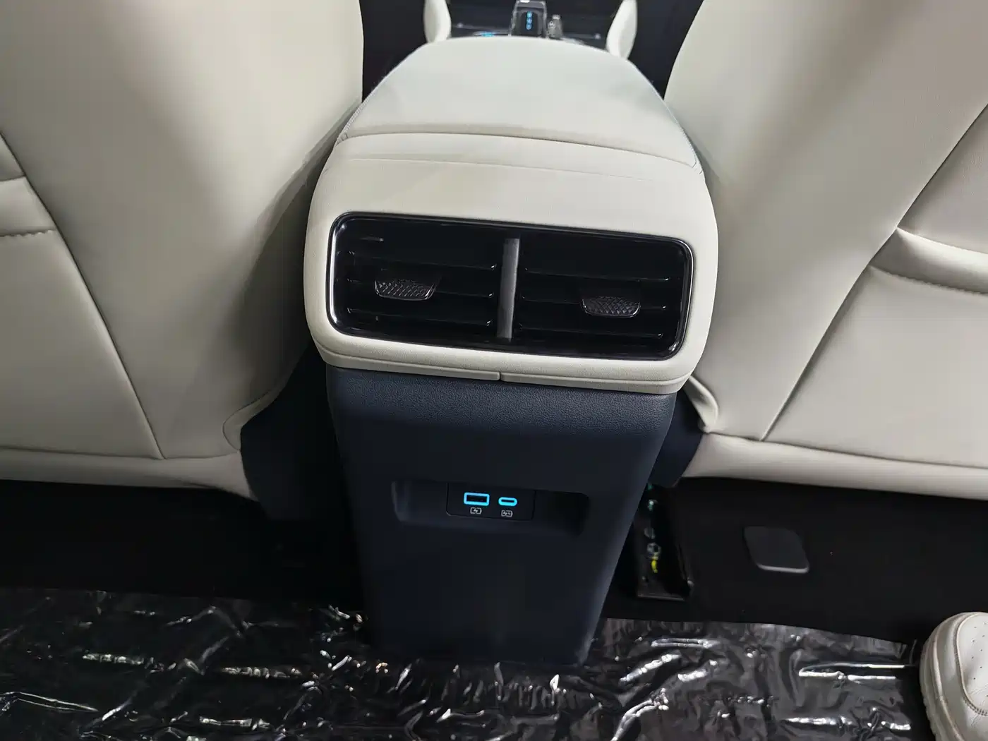 BYD Seal 06GT 2025 Smart Drive Edition 550 AWD Heat Wave фото 17