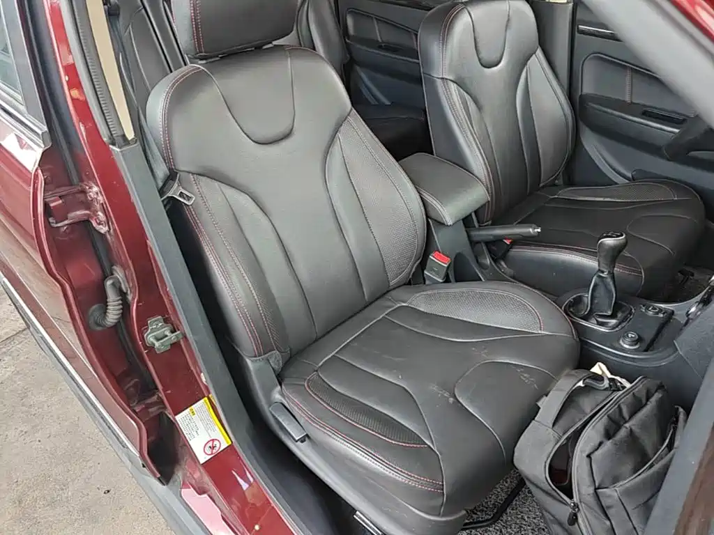 Dongfeng Fengguang Fengguang 370 2016 2016 1.5L Manual Luxury SFG15-02 5-seater